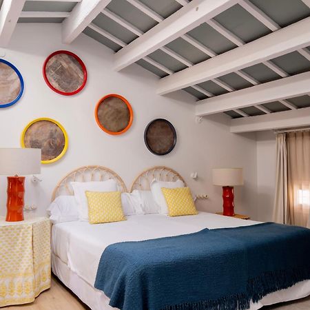 Cristine Bedfor Mahon Hotel ภายนอก รูปภาพ