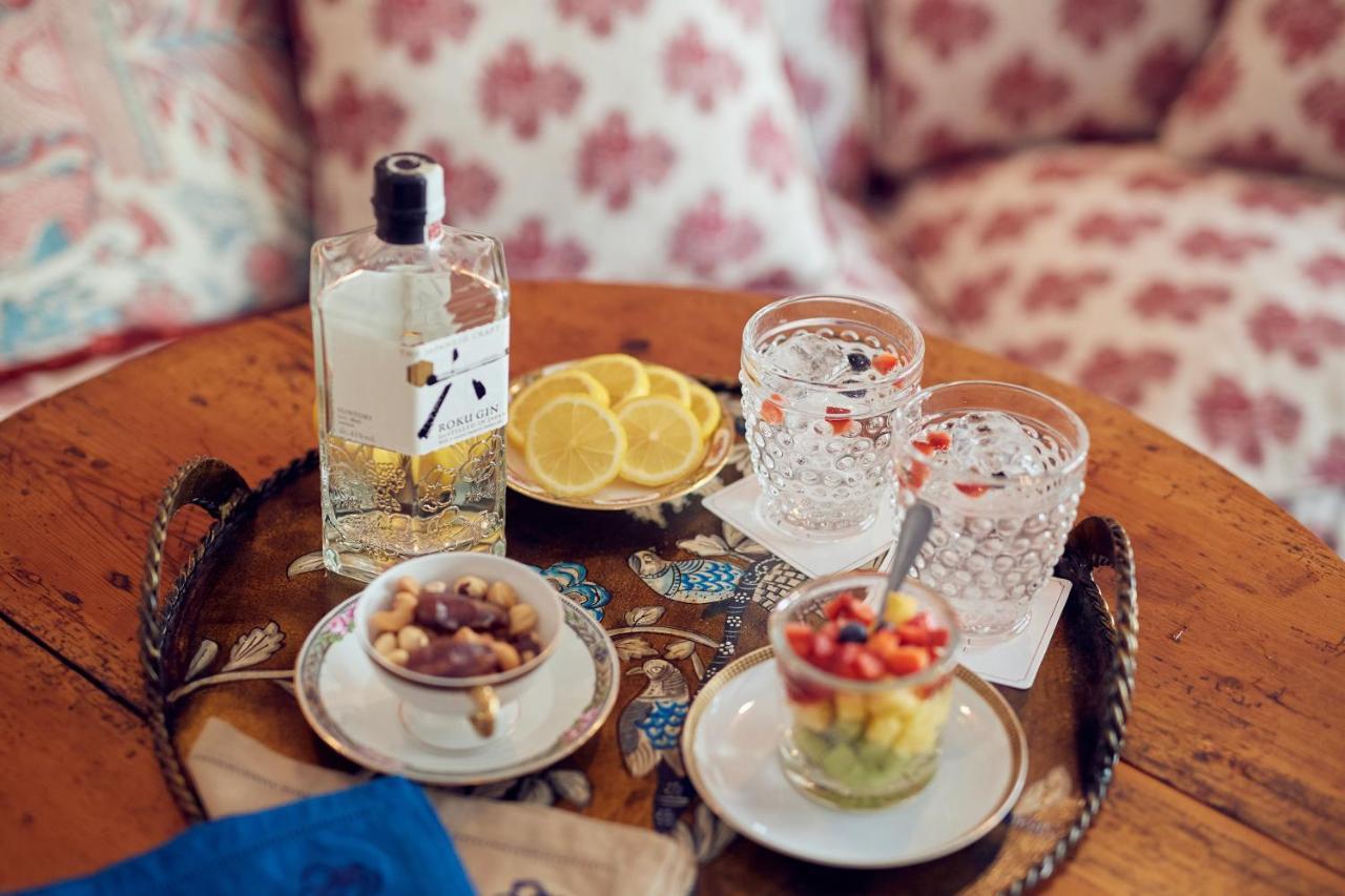 Cristine Bedfor Mahon Hotel ภายนอก รูปภาพ