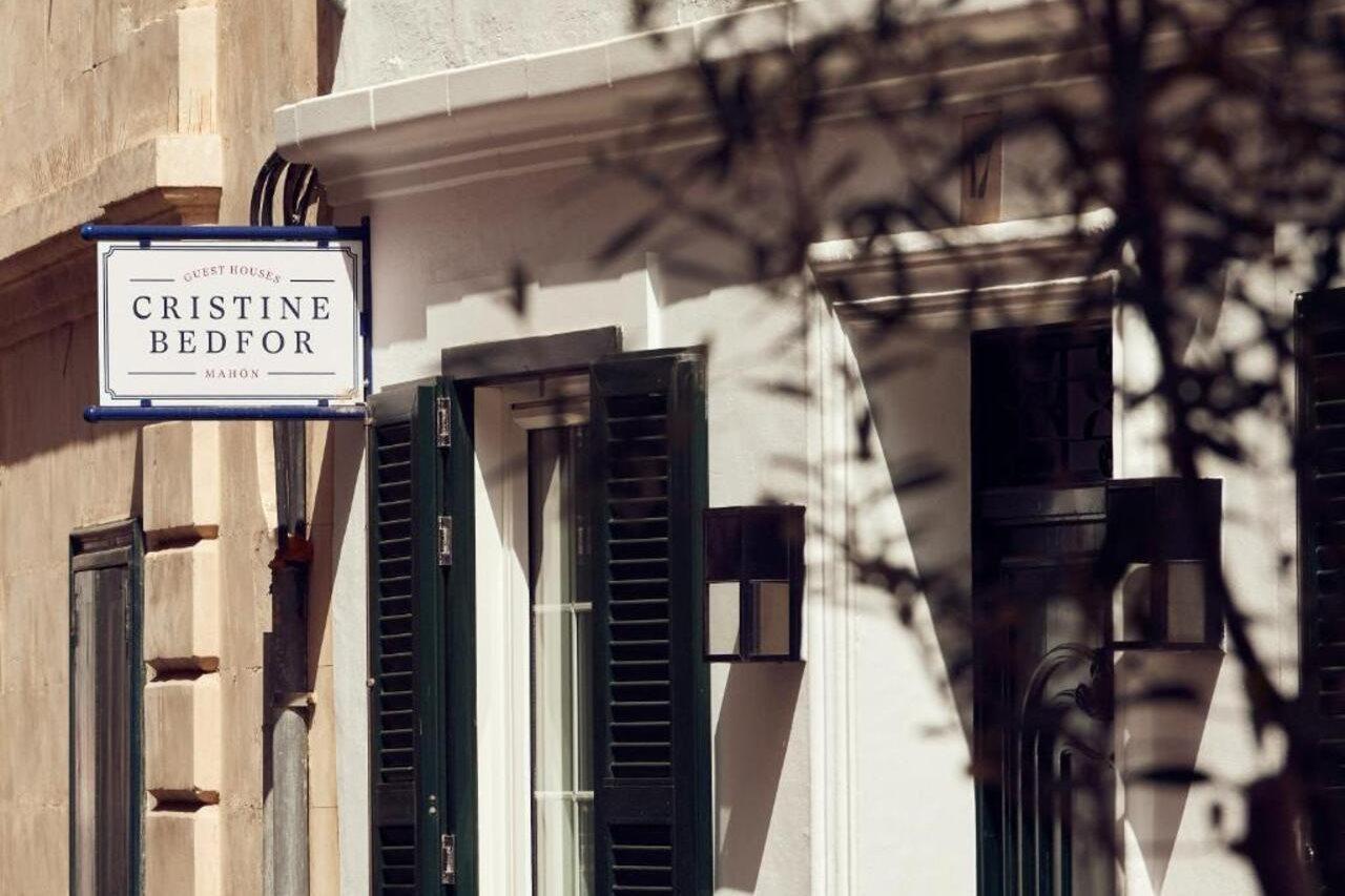 Cristine Bedfor Mahon Hotel ภายนอก รูปภาพ